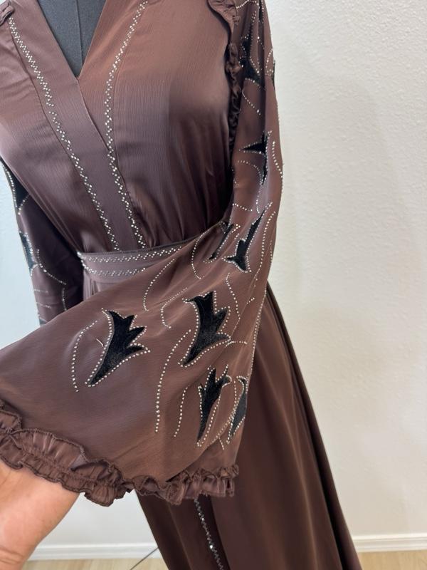 Umbrella Style Dubai Abaya with black Leaf Embellishments