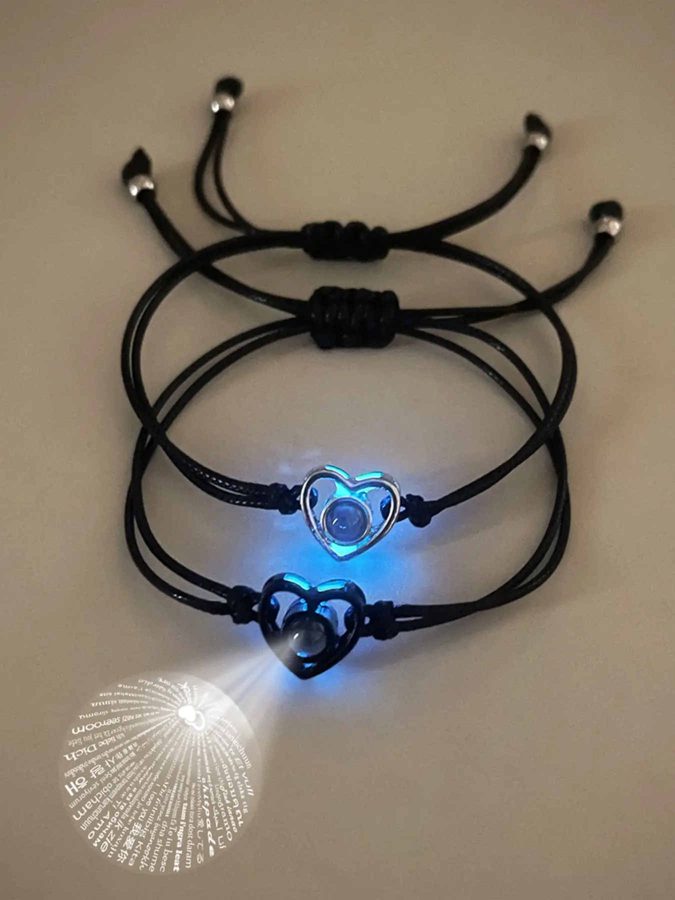 2 Pcs Night Glow Heart Projector Couple Bracelets, Cute Handmade Love Wristbands, Multilingual I Love You, Romantic Gift Set, Matching Bracelet, Bracelet For Couples, Bracelets Jewelry