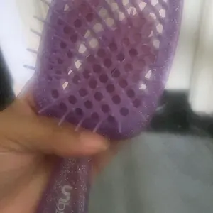 Product Review of Unbrush Detangling Hair Brush by FHI Heat from C**s V**)