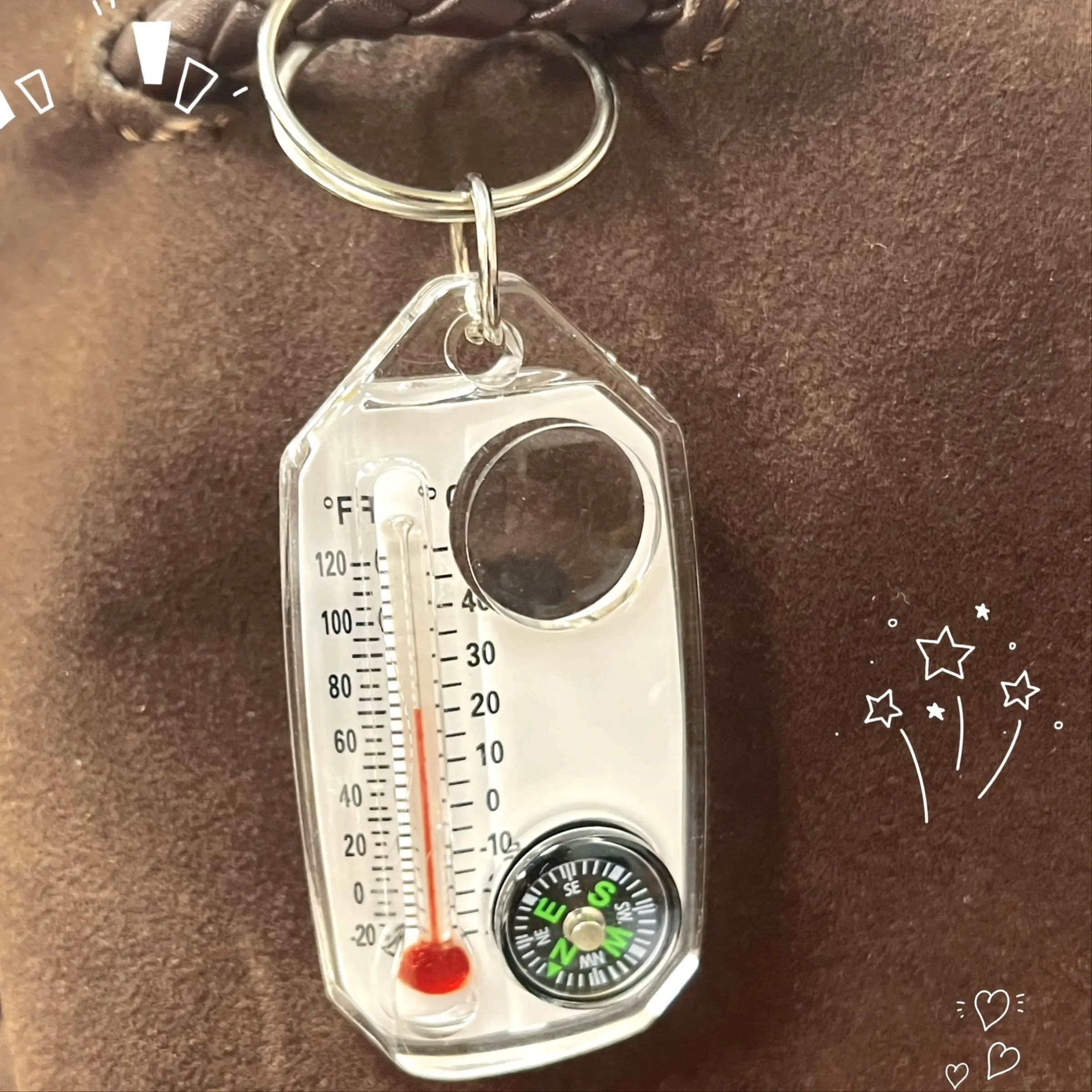 3-in-1 Keychain with Thermometer, Built in Compass, and Magnifying Glass, Portable Mini Carabiner for Outdoor Adventures, Travel Accessory, Ideal for Hiking and Camping, Hiking Essentials, Camping Accessories