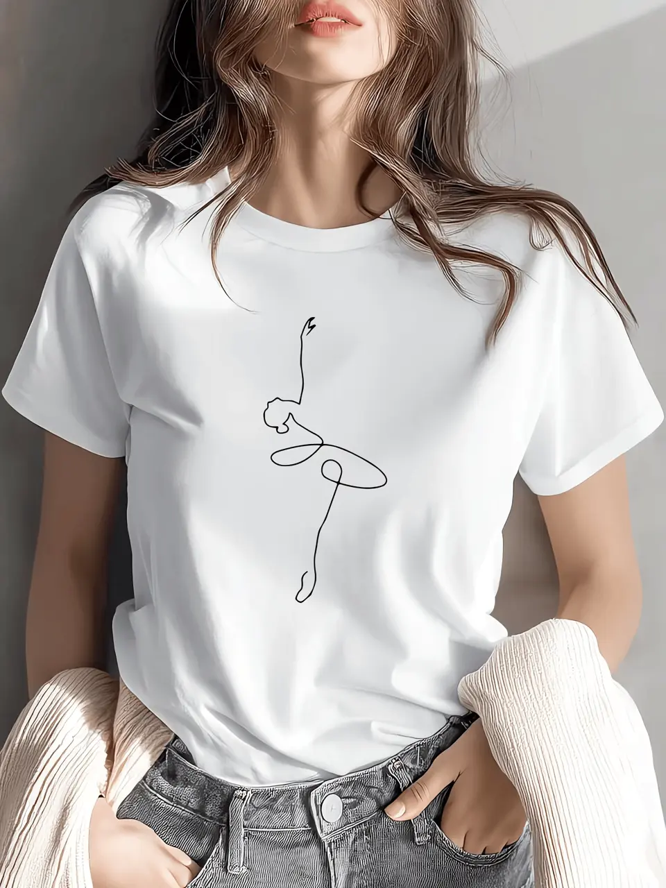 Minimalist Ballerina Line Art T-Shirt – Elegant Ballet Dancer Graphic Tee, Aesthetic Dance Lover Shirt, Female Ballet Dancer's Line Art Design, Simple Artistic Style Unisex Casual T-Shirt