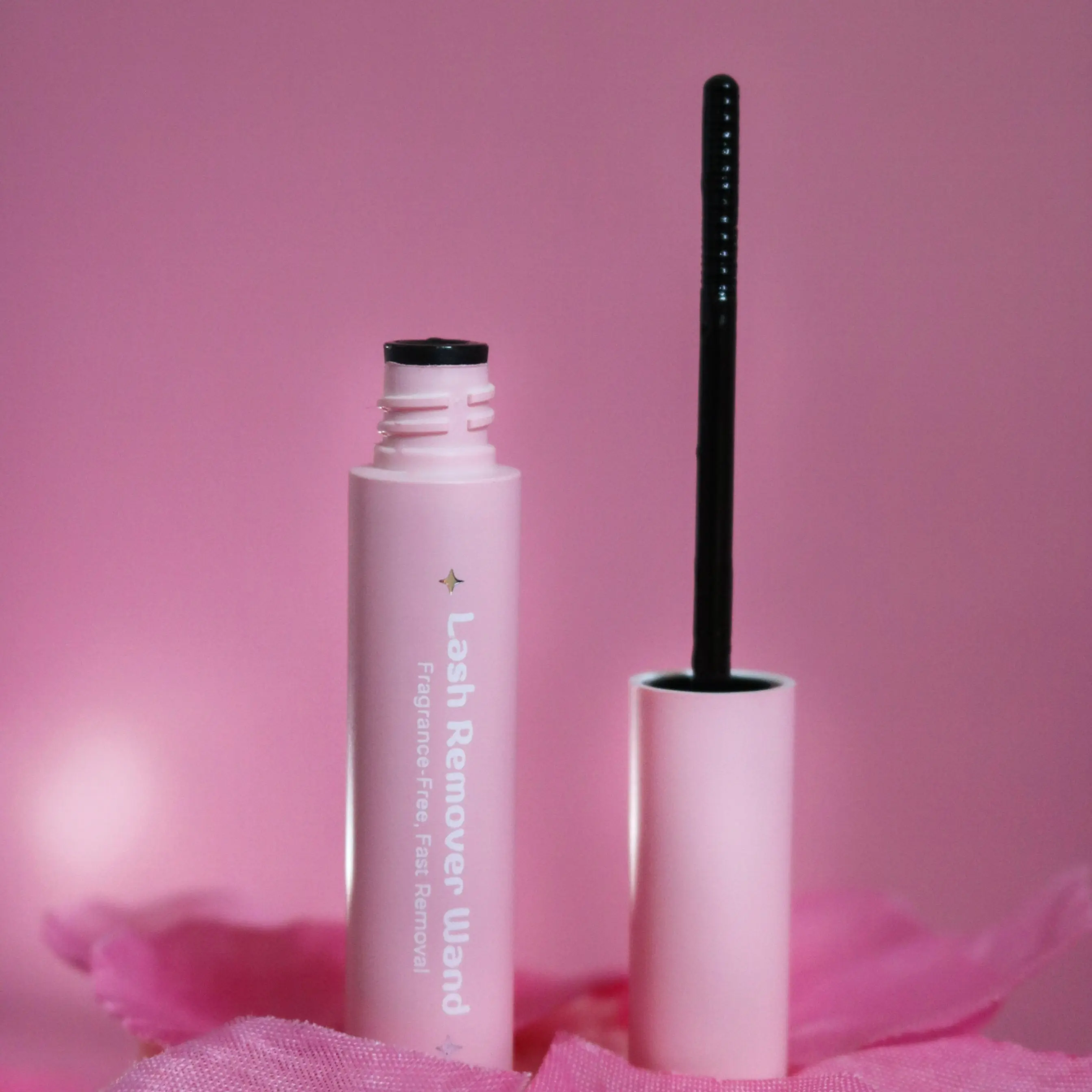Lashinn Lash Remover Wand – Oil Based Gentle Fragrance Free Lash Cluster Adhesive Remover