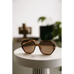 OIA SUNGLASSES IN BROWN TORTOISE