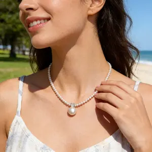 Minimalist Pearl Choker, Single Pendant with Synthetic Zirconia Necklace, Elegant and Luxurious for Weddings, parties, Valentine's Day gifts