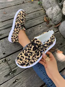 Women's Leopard Print Slip-On Sneakers, Comfortable Soft Sole Casual Shoes Size 36-43, Fashion Outdoor Walking Footwear