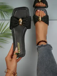 New Woven Bow Women Sandals Metal Buckle Flat Strap Slippers Soft Lightweight, Casual Solid Pattern, All Seasons Footwear, Braided Sandals