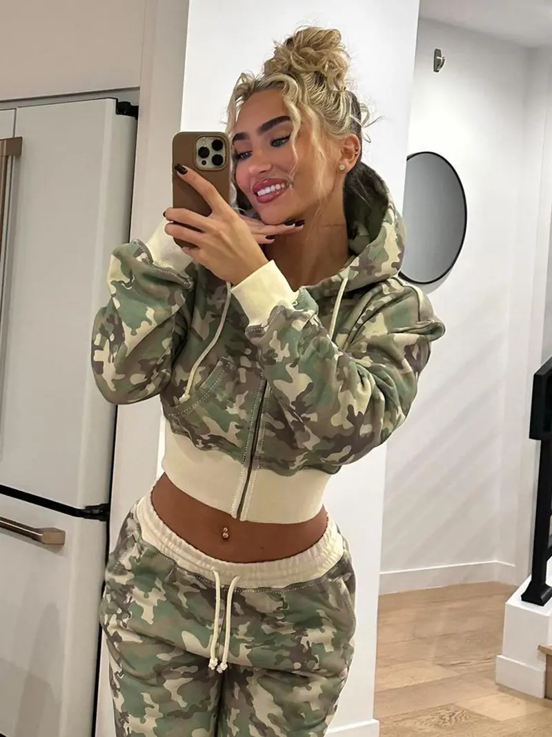 Prey Faux Fur Zip Hoodie Pink Camo 136€ - TikTok Shop