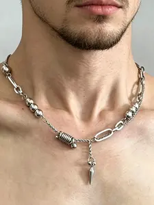 Titanium Steel Rivet Gothic Star Bracelet Necklace for Men, Unique Fashion Collar Chain Sweater Necklace, Ideal for Brothers' Gatherings and Travel