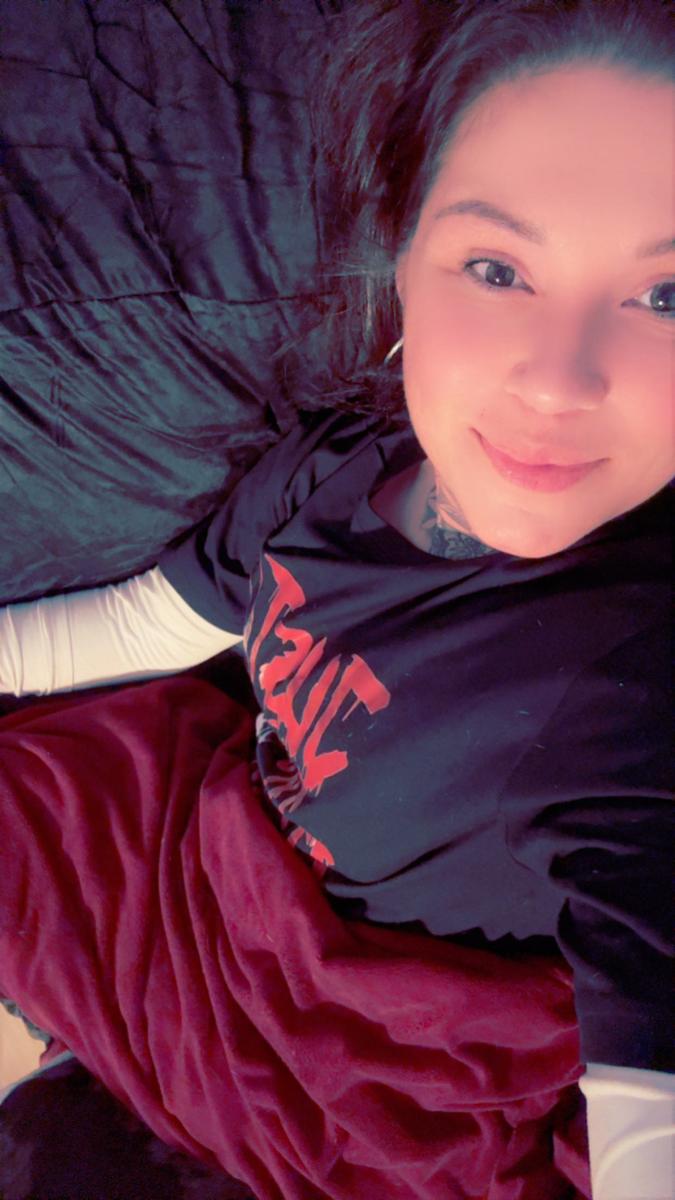 Item: Jumbo Black(Include Filler Upillow Blanket Carpet), 3 and 4FT have no gift, 5FT and Jumbo have 3 gifts