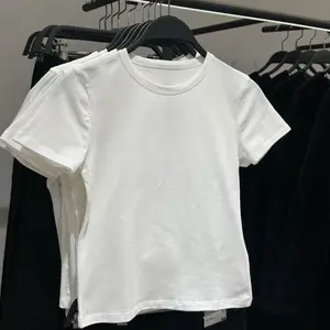 Women’s Basic Fitted Crew Neck T-Shirt, Minimalist Soft Cotton Everyday Tee, Casual Short Sleeve Plain Top for Layering Streetwear Summer Outfit