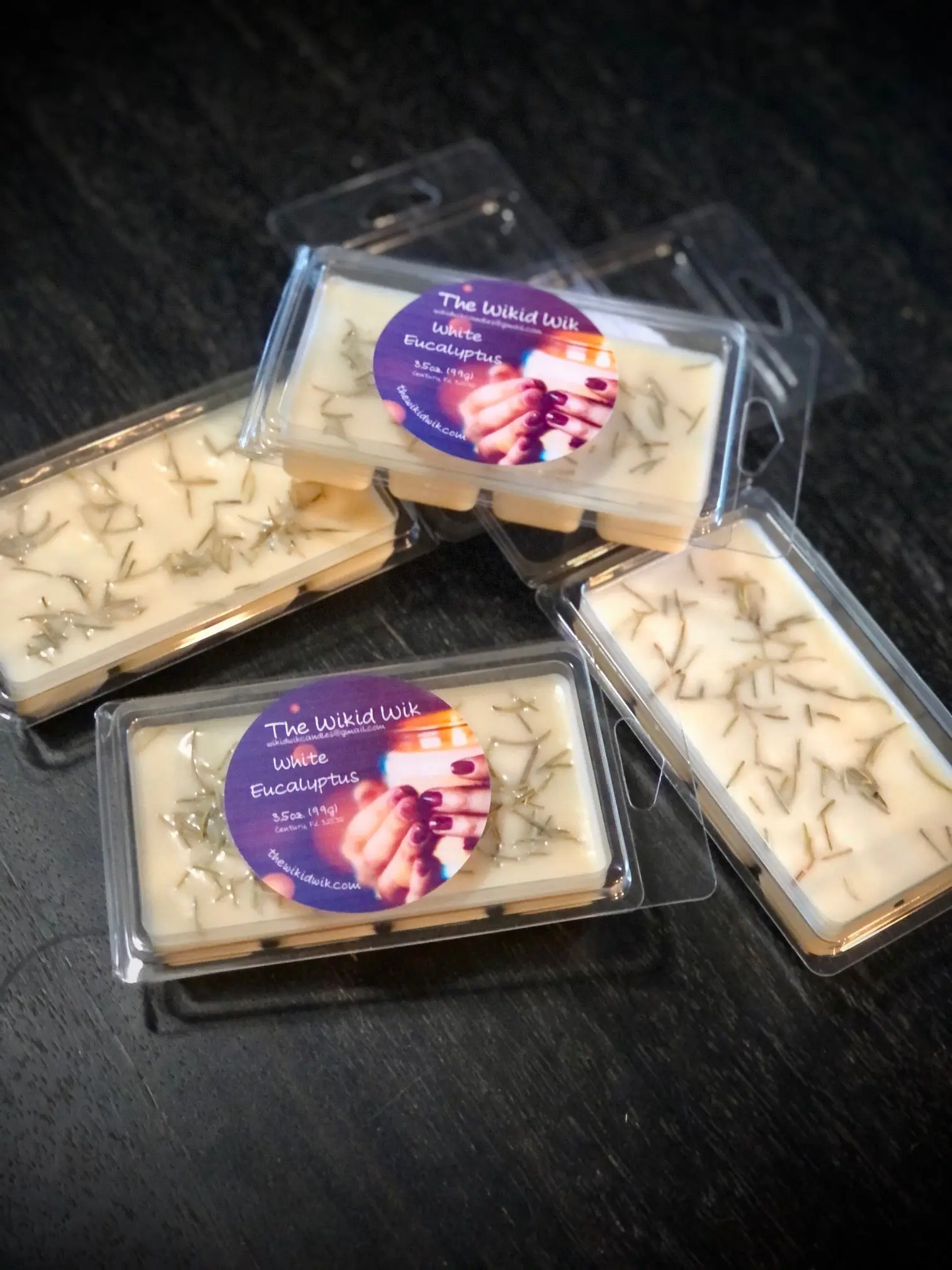 White Eucalyptus - Wax Melts...Fresh, calming, and spa-clean — like stepping into a peaceful, airy retreat.