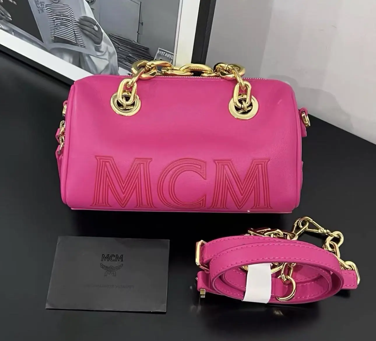 Pre-owned MCM leather Crossbody Bags Crossbody Bag, Pre Loved Designer Shoulder Bag for On The Go Use