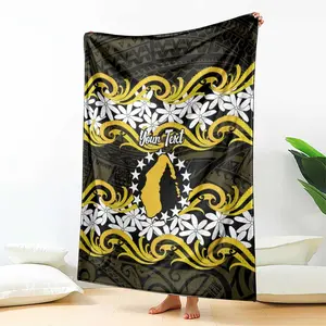 Custom Hawaiian Blanket, Personalized Polynesian Tribal Print, Customizable Design, Soft & Warm Throw for Home Decor