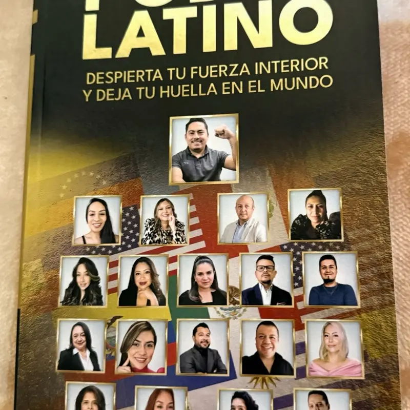 Poder Latino book