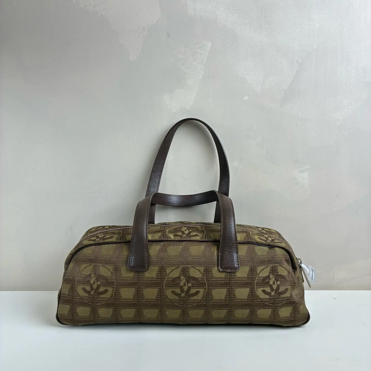Pre-owned CHANEL Green/Brown Nylon CC Logo Travel Line Satchel Bag