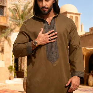 Muslim Traditional Embroidered Long Robe, Modesty Hooded Thobe with Zipper Detail, Loose-Fitting Arabic Clothing for All Seasons