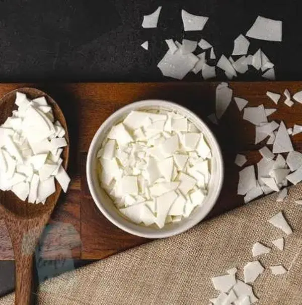 Natural Wax Flakes
