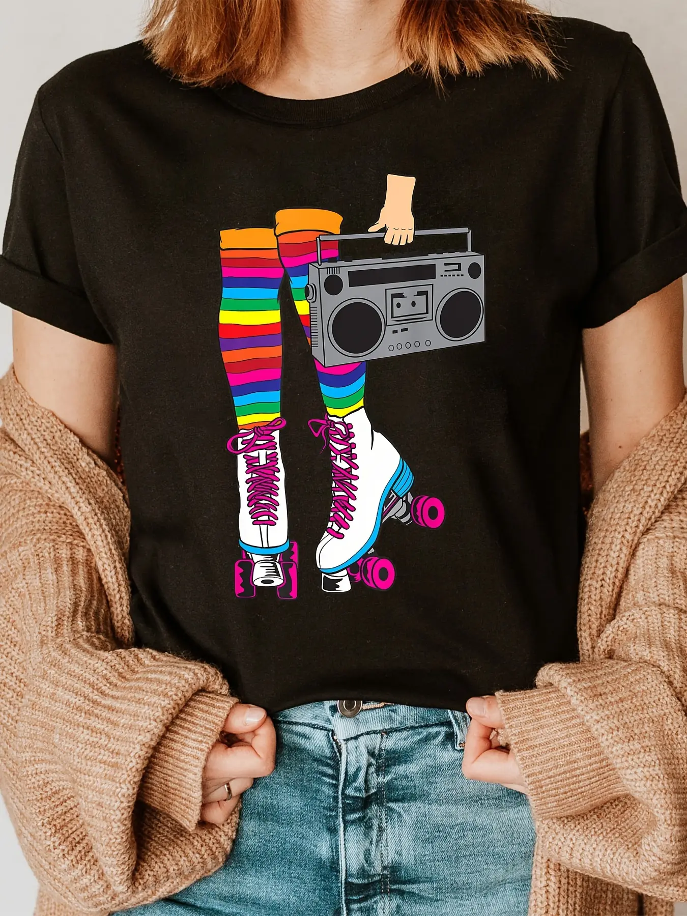 Roller Skate Graphic T Shirt for Women Men Unisex Black White Short Sleeve Tee Retro Vintage Skating Shirt Cute Casual Streetwear Crew Neck Summer Outfit Everyday Wear Idea