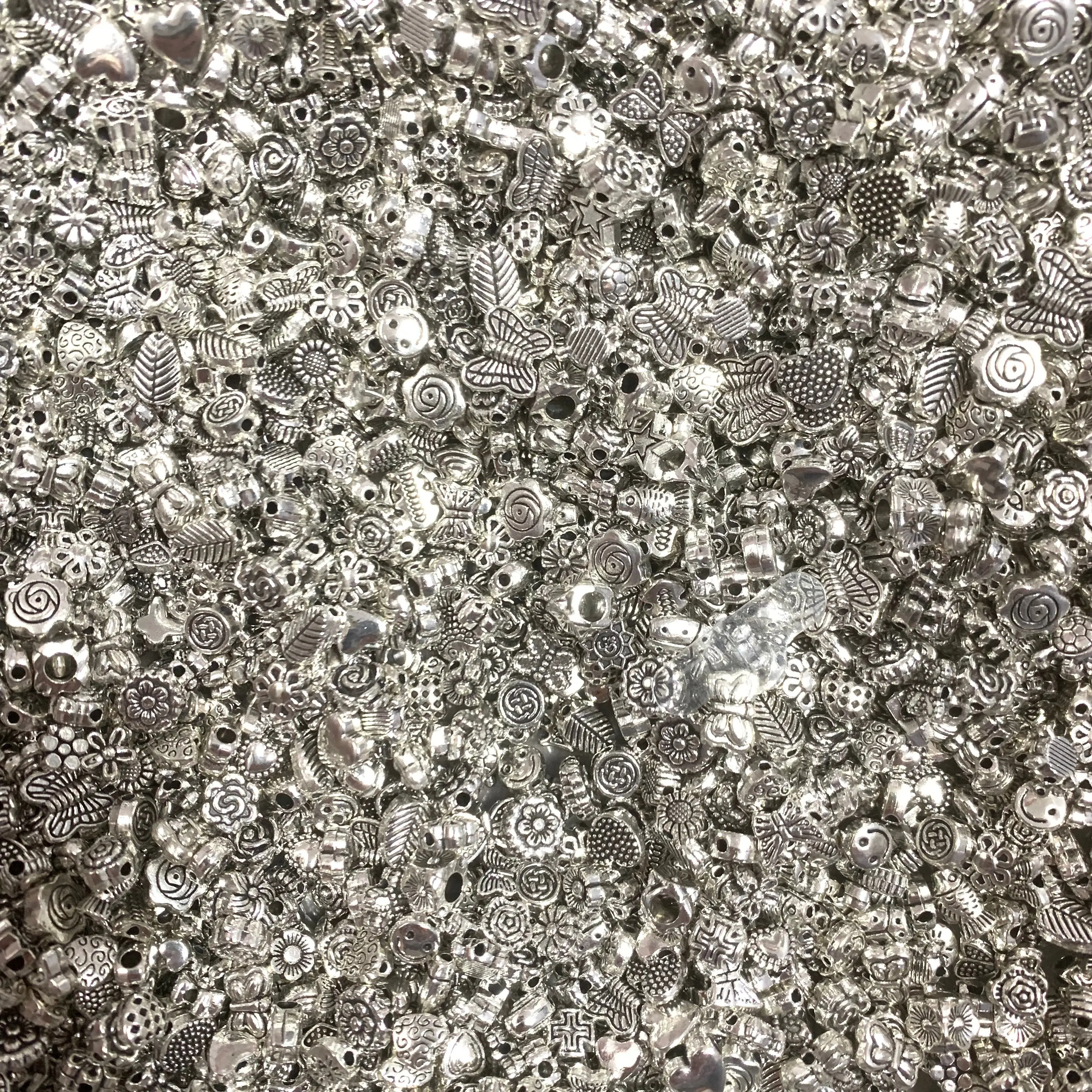 41-Silver Spacer Beads(10 shovels)