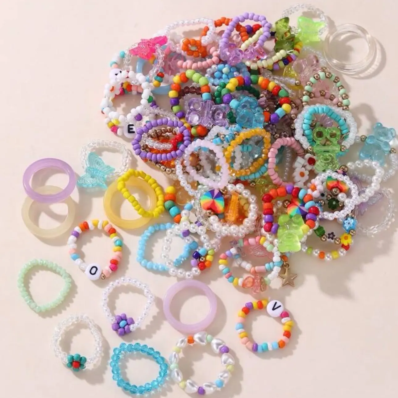 Beads random styles rings silicone pick pad