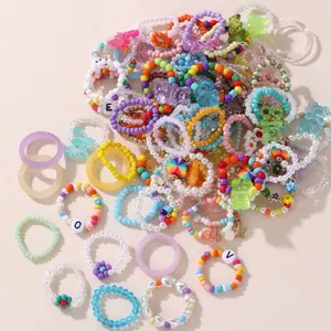 Beads random styles rings silicone pick pad