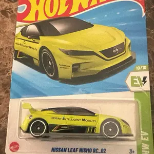 Hot Wheels Treasure Hunts 1:64 Scale - Exciting Adventure for Fans with Iconic Hot Wheels Theme and Hidden Treasures