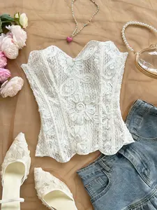 French Lace Cut-Out Bralette, Sweet Elegant Chic Daily Wear, Floral Lace Heart-Shaped Neckline, Slim Fit Design, All Seasons, Tops