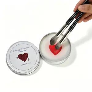 Heart Design Cosmetic Makeup Brush Cleansing Soap with Silicone Scrubber Pad - Compact Solid Cleanser for Bristle Brushes, Beauty Blenders, Powder Puffs, Gentle Deep Clean, Daily Use, Portable Travel Tin