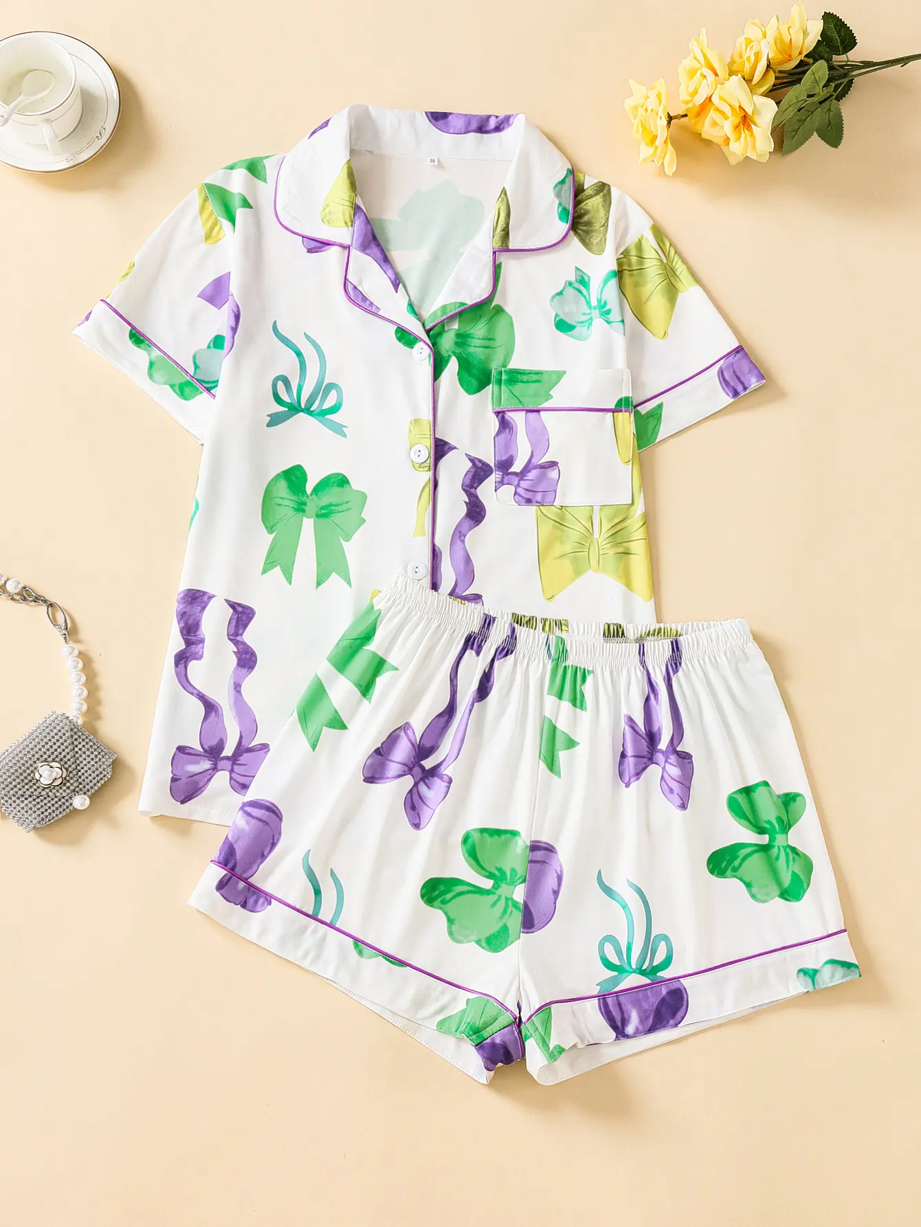 Women's 2-Piece Bow-Patterned Short-Sleeve Pajama Set - Womenswear, Button-Down Top, Matching Shorts, All-Season Comfortable Loungewear Homewear Nightwear Womenswear