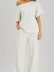Minimalist One-Shoulder Lounge Set – Women’s Relaxed Two Piece Matching Set
