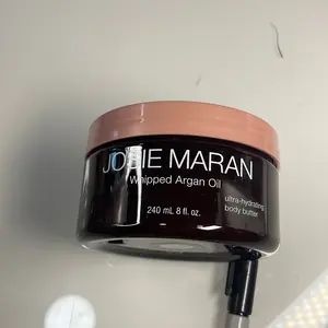 Josie Maran Whipped Argan Oil Body Butter, Baked Lemon Bliss, 8 oz - Moisturizing and Comfortable Body Care