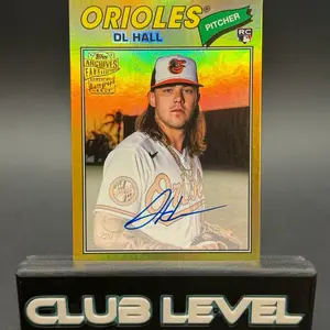 2023 Topps Archives 1977 Fan Favorite Gold Foil /50 DL Hall #77FF-DH Auto k2j