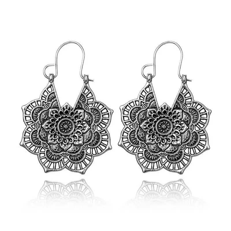 S3577 antique silver flower earrings