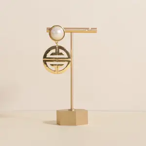 GemeShou Gold earring display stand for selling, Metal Earring T Bar holders for show, Jewelry earring organizer for Online stores Photography Props【Gold-Hexagon Base Height 11.5cm】