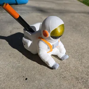 Astronaut Pen Holder