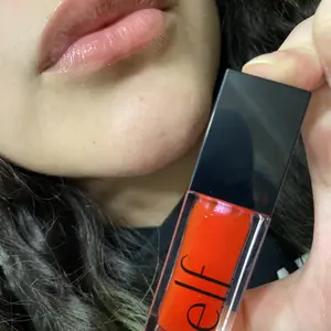 Product Review of Glow Reviver Lip Oil from c**0