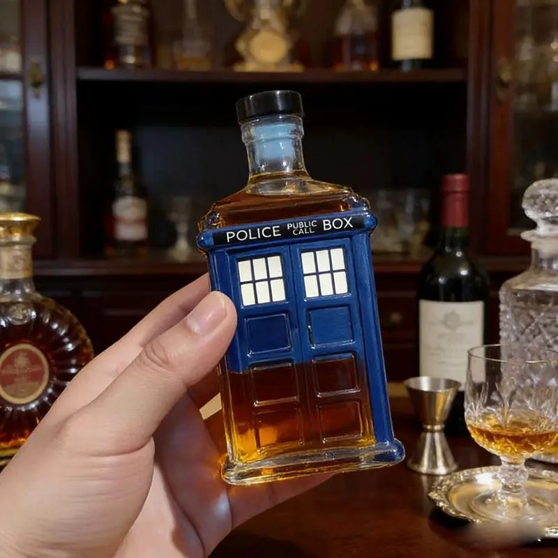 10.14oz Fun and Creative Unique-Shaped Wine Decanter, High Borosilicate Glass Wine Bottle, Whiskey Bottle. Ideal for Art Displays and Collections, Event Promotions, Wine Tasting Drinkware, Home Decor, Home and Dining Drinkware, Outdoor Party Whiskey