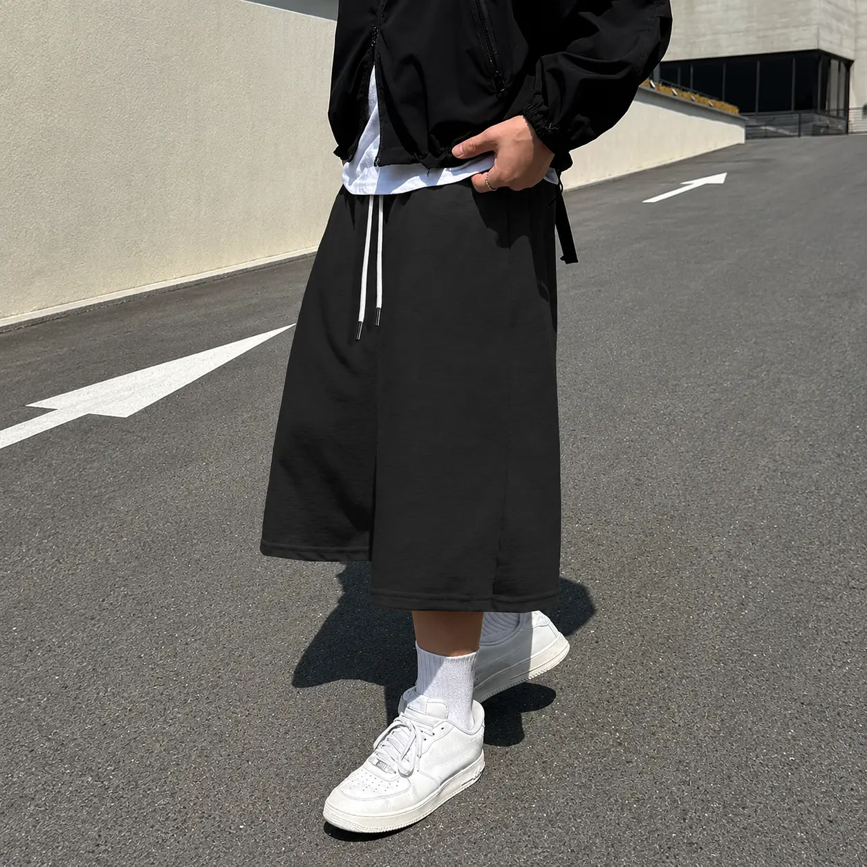 Men's 3/4 Length Plain Polyester Capri Sweatpants - Loose Wide-Leg Oversized Below-Knee Joggers with Drawstring Elastic Waist, Pockets - Menswear Clothes for Athletic Streetwear Casual, Machine Wash, 2-Color (Grey, Black)