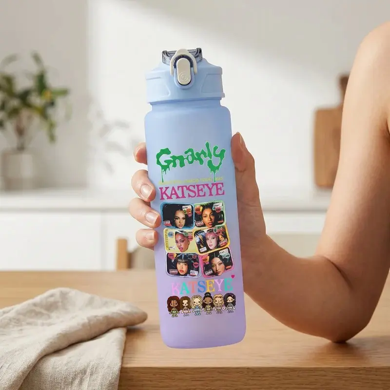 KATSEYE 750ml Girl Group Gradient Color Sippy Cup MANON SOPHIA DANIELA LARA MEGAN YOONCHAE Straw Drink Bottle School Supplie