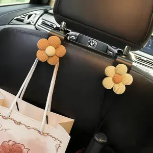 Cute Cartoon Flower Car Seat Back Hook — Multifunctional, Discreet Rear-Seat Hanger for In-Car Storage and Decoration