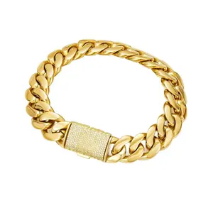 14K gold-plated Cuban Miami style bracelet, electroplated with waterproof and rust-proof technology. The best gift for your family, suitable for leisure, business,entertainment and other occasions. 14mm, 7.5/8.5inch available.The Best Valtentine's Day gif