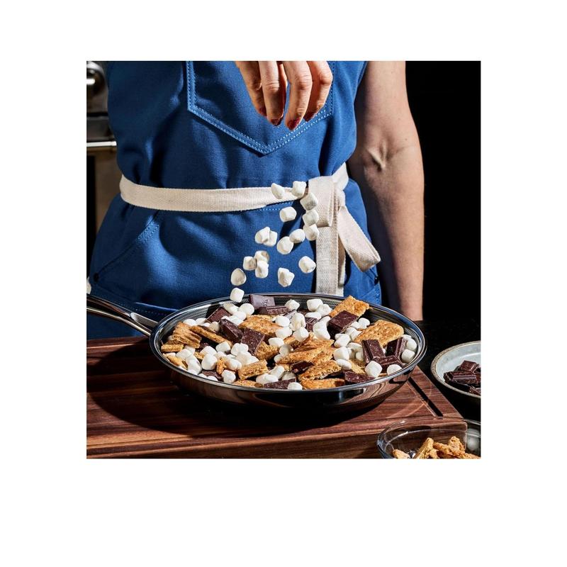 HexClad Hybrid Nonstick 10-Inch Frying Pan with Tempered Glass Lid, Stay-Cool Handle, Dishwasher-Friendly, Oven-Safe Up to 900°F, Induction Ready, Compatible with All Cooktops