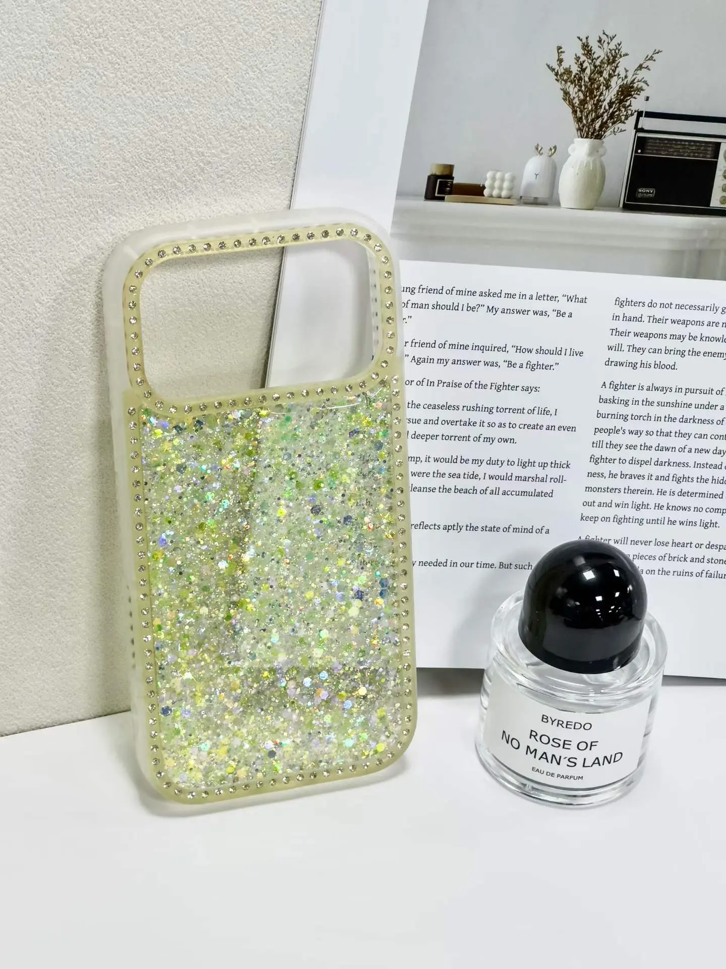 GD27 Crystal Glitter Epoxy Smartphone Casing, Handheld Device Protection Case for Various iPhone Models