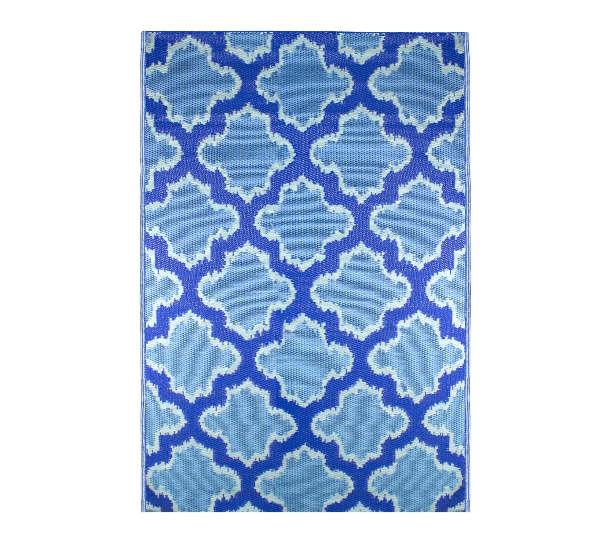Northlight 4' x 6' Quatrefoil Outdoor Area Rug