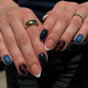 24 pieces of short almond shaped acrylic press on nails, Stylish acrylic nails, autumn blue brown retro leopard nails white color matching autumn and winter atmosphere fake nails with jelly glue 1 piece 1 rub strip