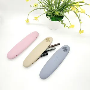Silicone Makeup Brush Storage Bag, Dust-Proof Makeup Brush Case, Travel Portable Beauty Organizer, Waterproof Makeup Tool Kit, Magnetic Brush Holder, Easy Clean Silicone Pouch