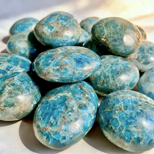 Natural Blue Apatite Crystal Palm Stone Home Mineral Specimen for Energy Cleansing Decorative Ornament