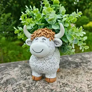 Creative Highland Cow Plant Pot, Nordic Home Art Decor, Indoor Outdoor Multi-Functional Decoration, Perfect Gift for Plant Lovers