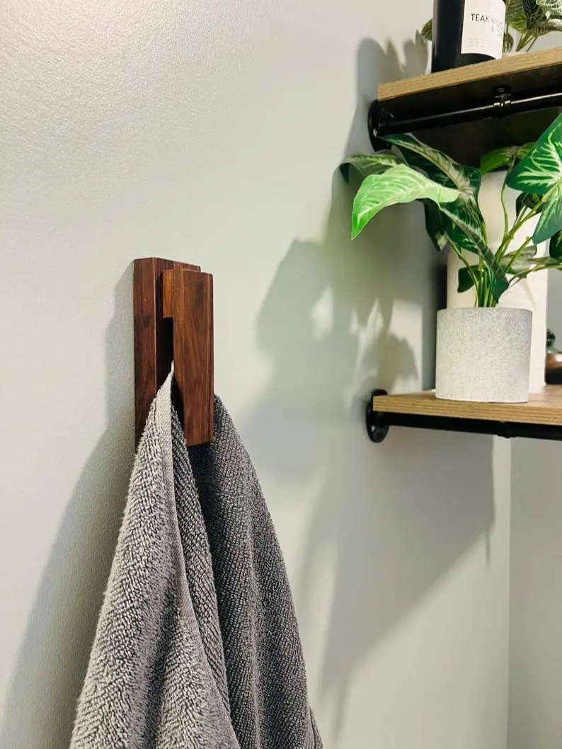 Wood Towel Holder, Wall Mounted Towel Clamp