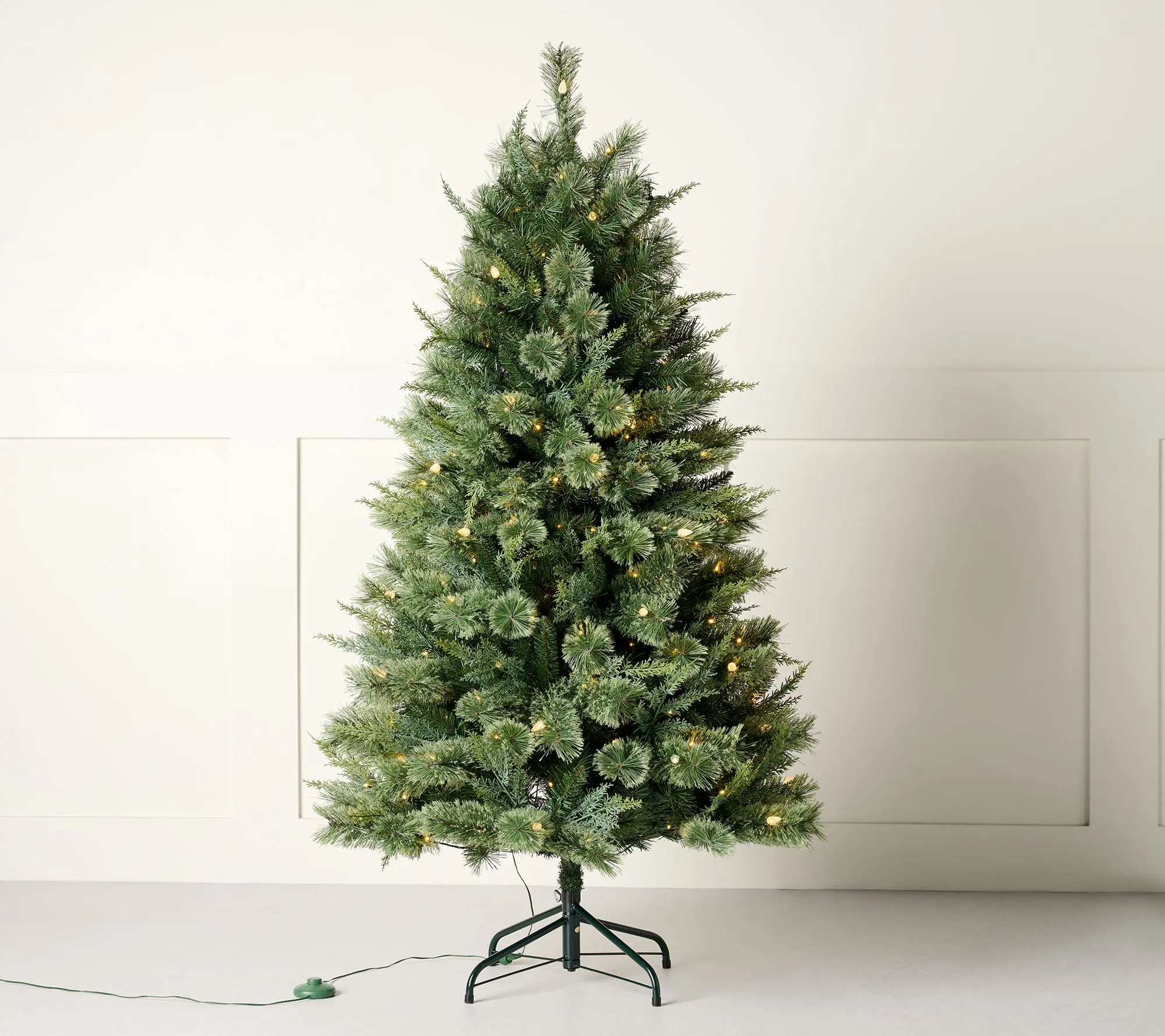 Home Reflections 5' LED Cypress Cashmere Pine Christmas Tree